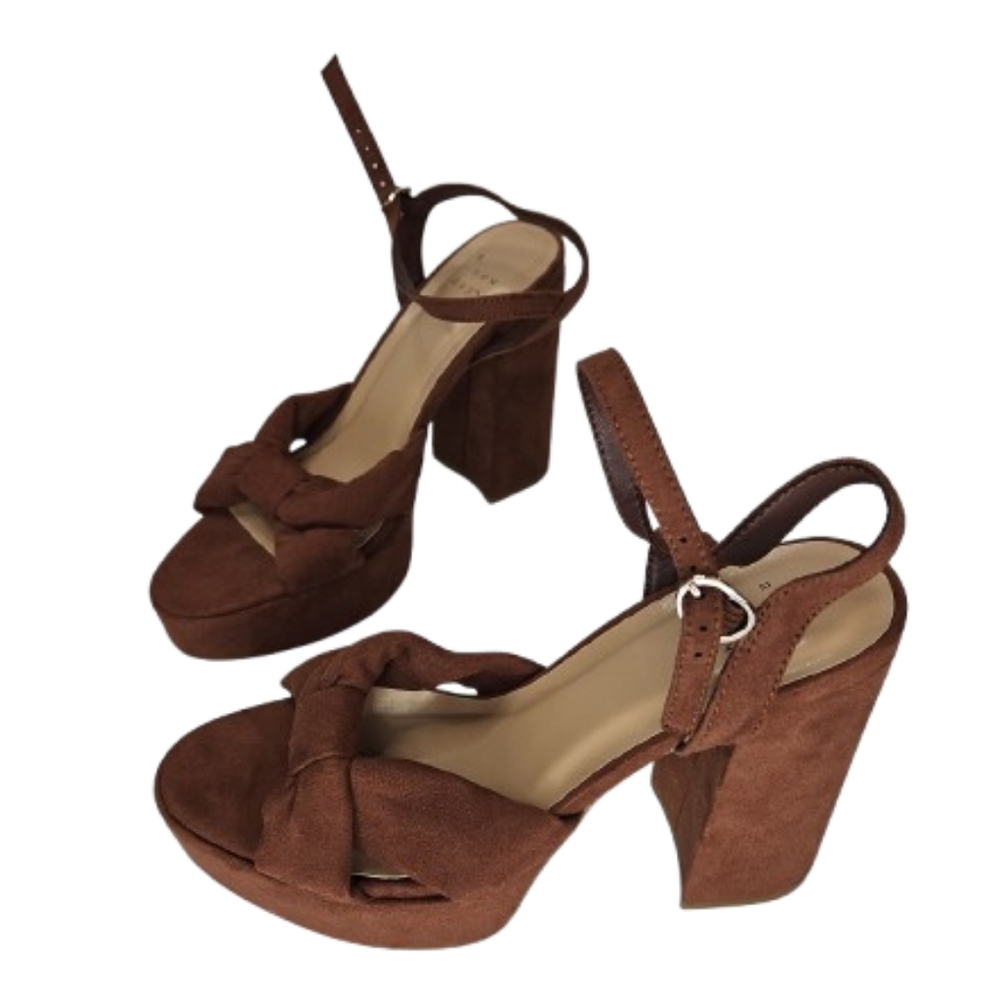 Luxurious Twist Strap Platform Heeled Memory Foam First Class Lady Heels size 7